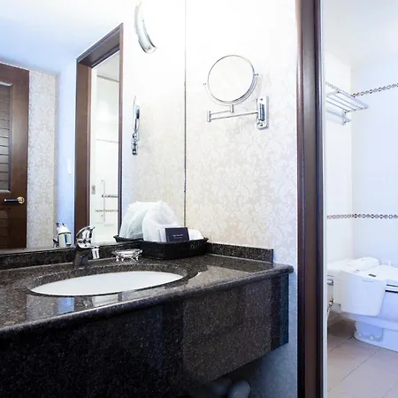 Nagoya Kanko Hotel Room photo